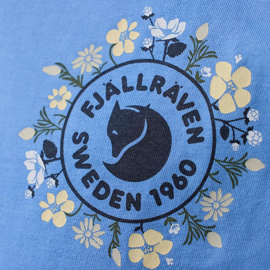 Kvinnors Fjällblomster Logotyp T-shirt
